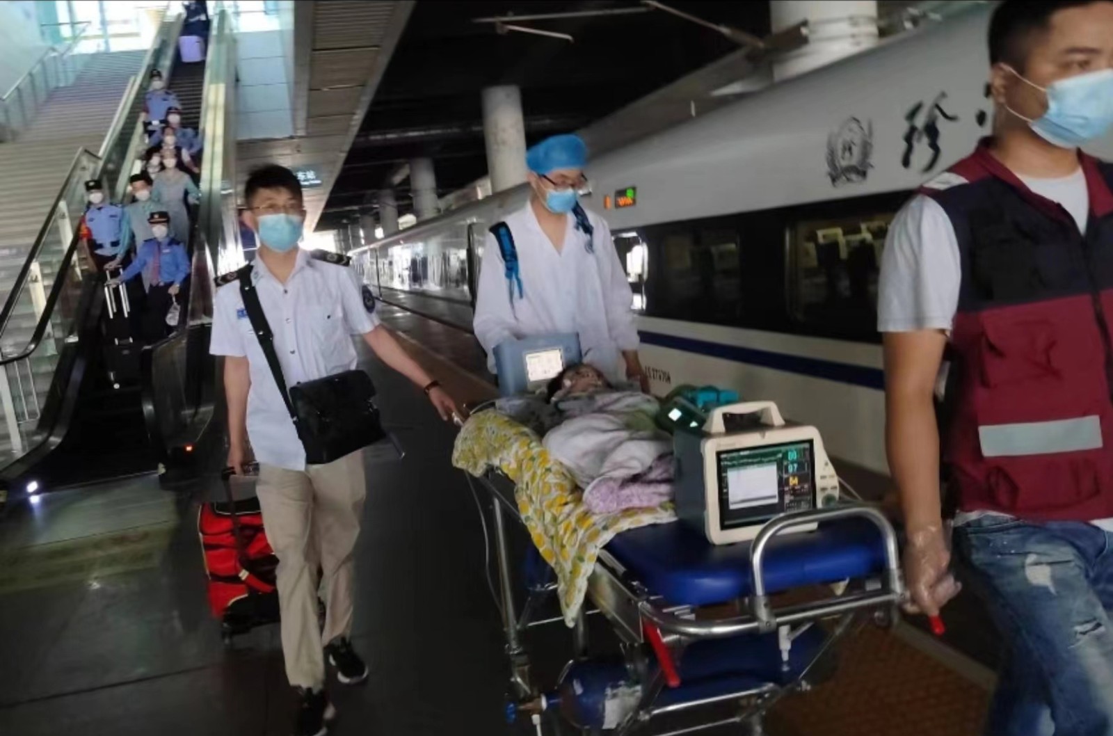 开封高铁转运公司